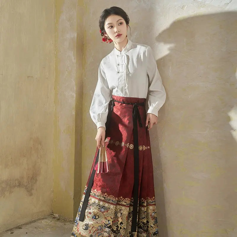 Red Horse Face Skirt | High-End Engagement Toast Dress ming More than thirteen Ink White (White) Two-piece Set XS