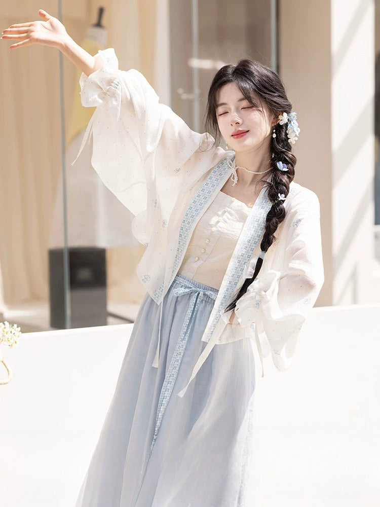 Tang Tiansi Silk Hanfu Summer Set — Top, Six-Panel Skirt & Shorts han Chixia