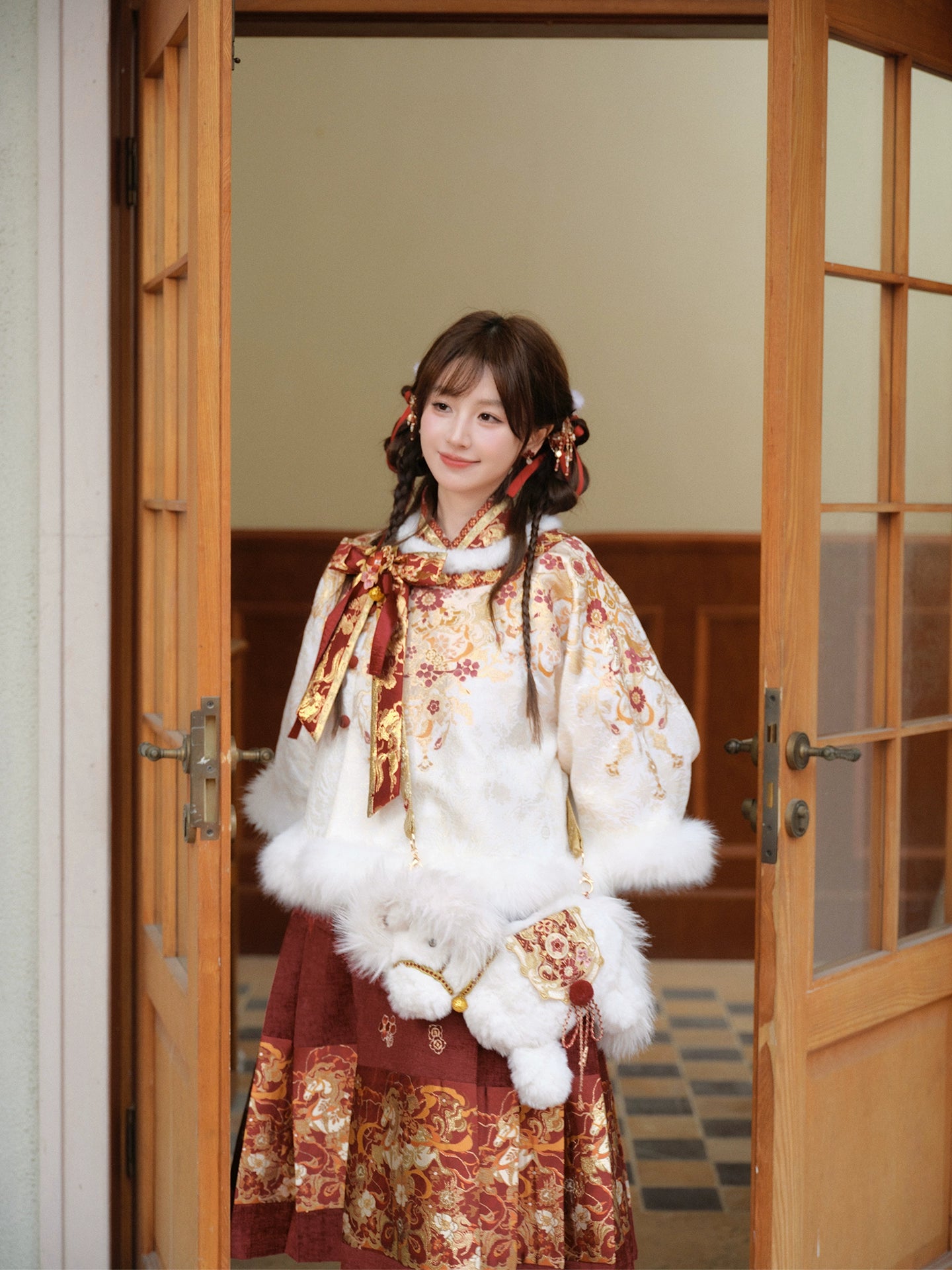 More than thirteen [White Horse Jiayu] Year of the Horse plush embroidered pony messenger bag