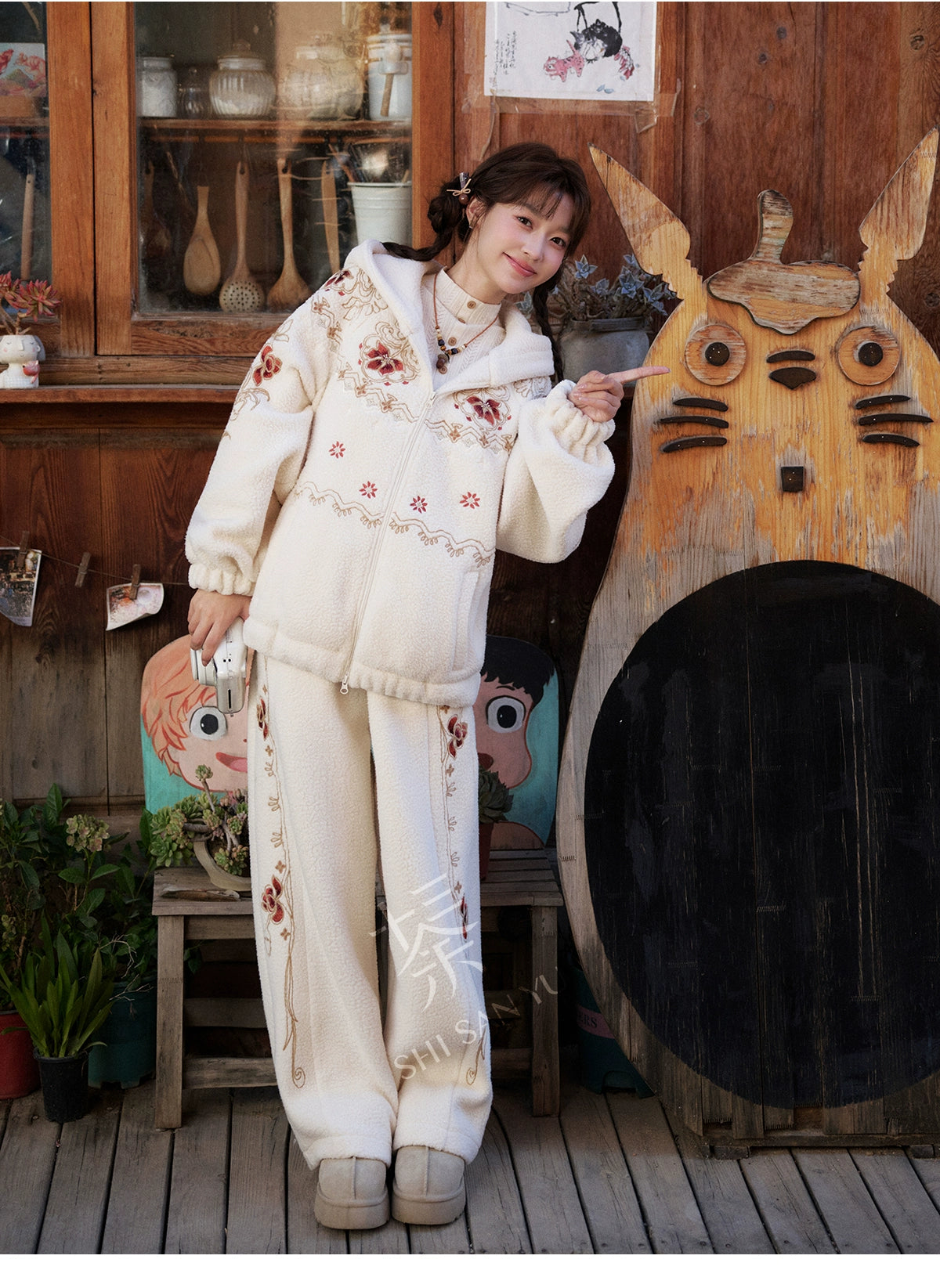 More than thirteen [such as flame] fleece embroidered jacket pants warm suit modern HanFuDreams