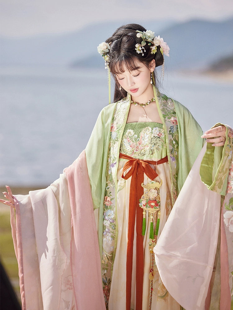 More than thirteen [close to midsummer] Heavy industry embroidered chest-length skirt Hanfu han HanFuDreams