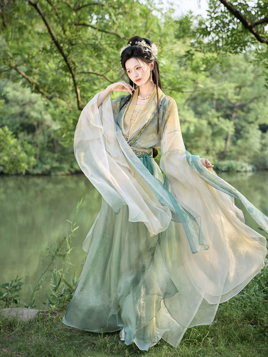 More than thirteen [Buyu Xia] big-sleeved embroidered broken skirt han HanFuDreams