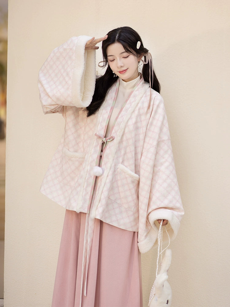 Chi Xia [Pink Sweet Tea] Pleated clothes Han elements six broken skirts han HanFuDreams