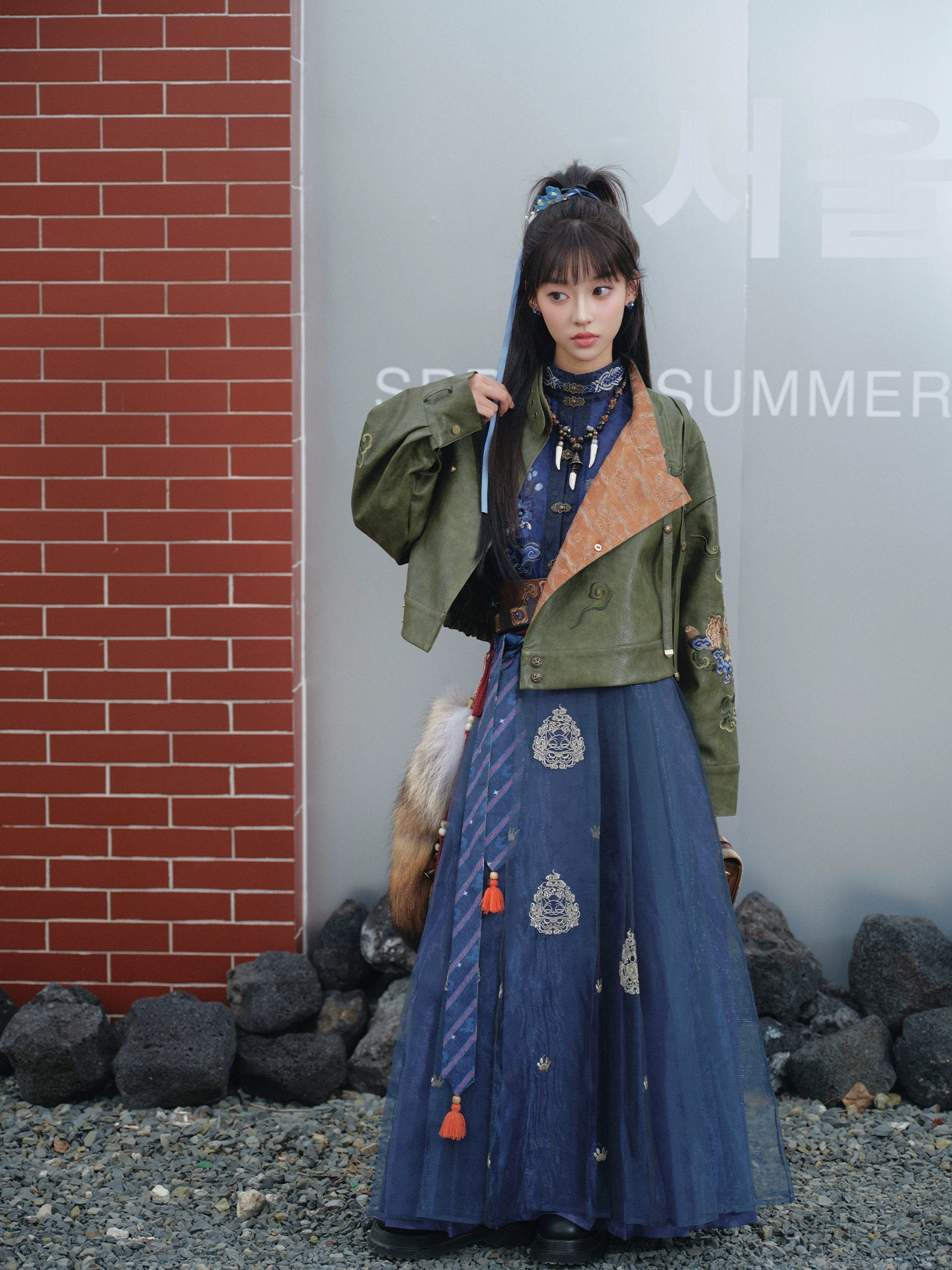 More than thirteen [Nick-Foxtrot Qingyun] leather round neck jacket Hanfu