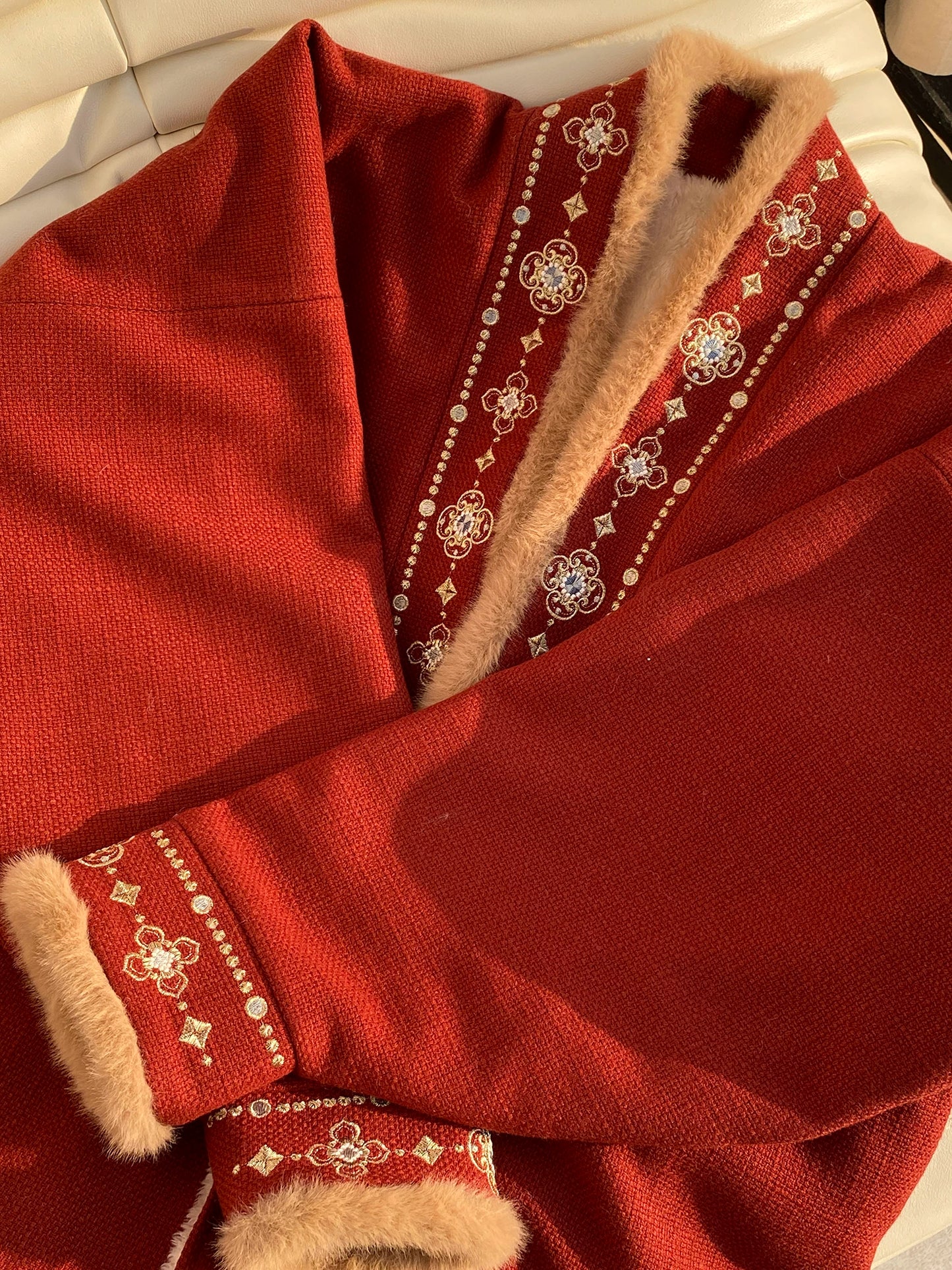 Flower Fairy Story [Changle] Cross-neck embroidered fleece bow bag sleeve jacket han HanFuDreams