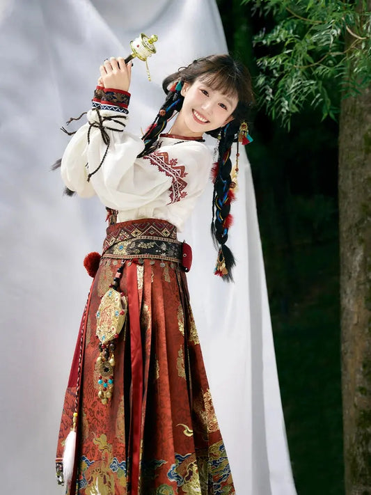 Tibetan style horse dress ming More than thirteen