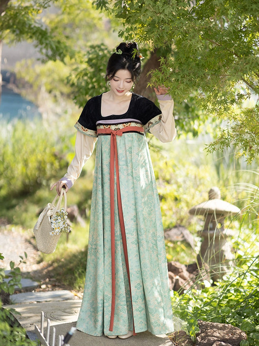 Chi Xia [Vulgar] Chicken Heart Collar Half Arm Short Shirt Chest Skirt Tang