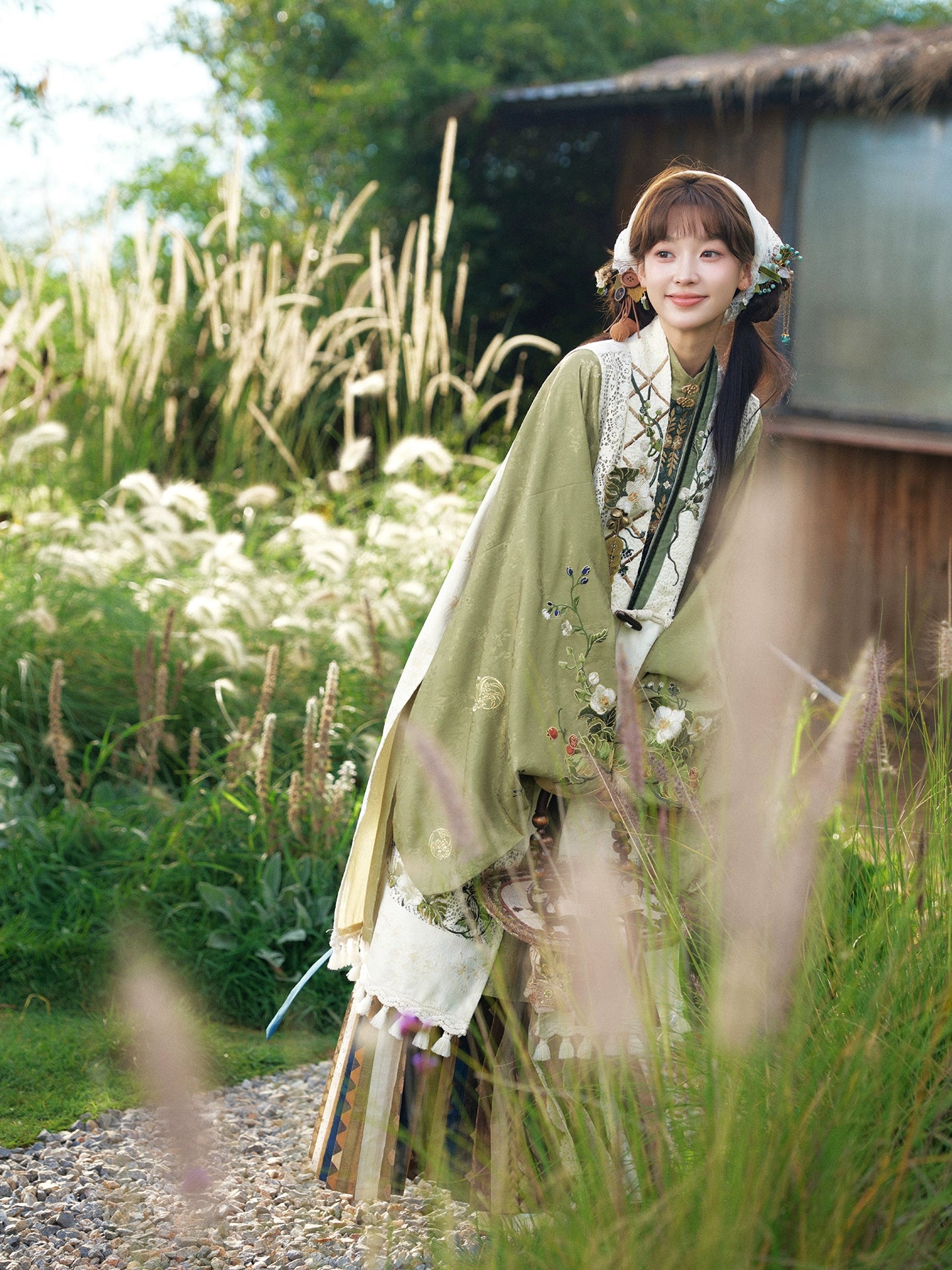 More than thirteen [Moshang Qingli] Bijia stand-up collar long shirt pleated skirt Ming-made ming HanFuDreams