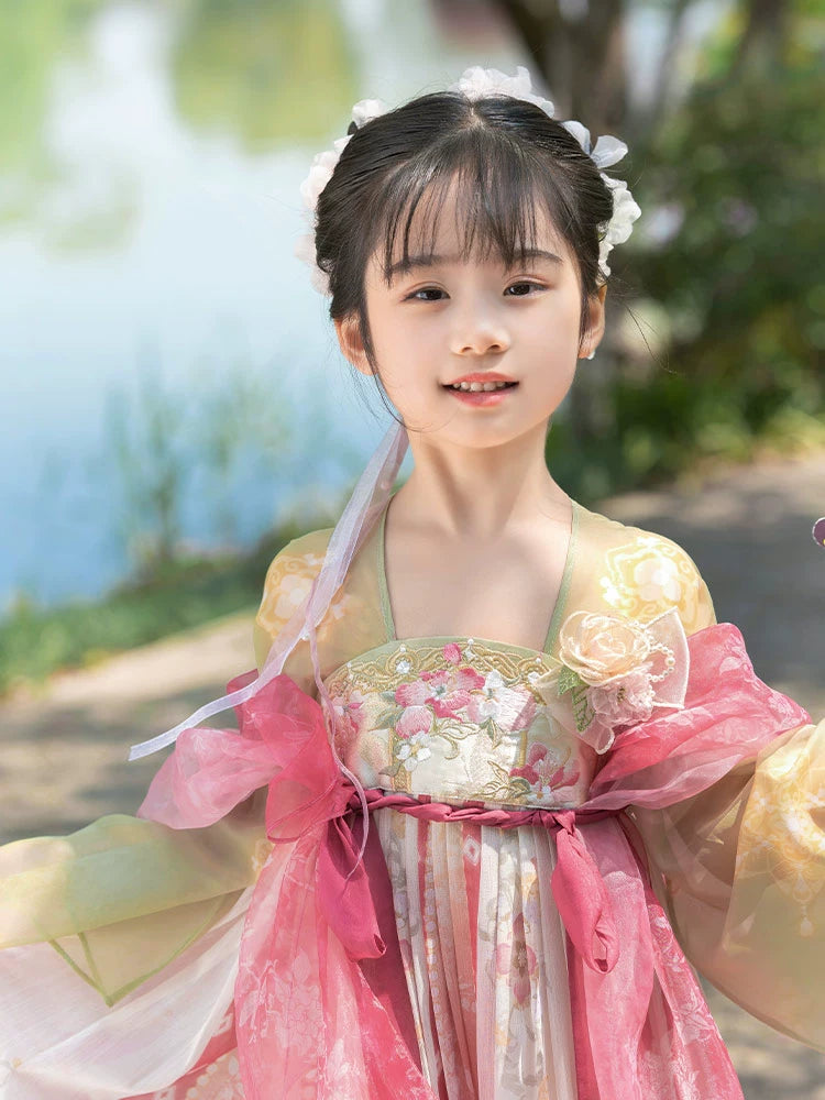 More than thirteen [Huachen] spring girls chest-length dress printed children's clothing han HanFuDreams