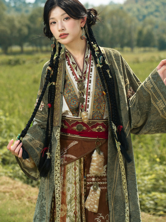 More than thirteen [Lu Ming in the wild] imitation deer fur straight neck jacket