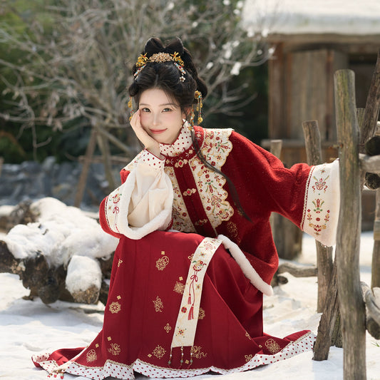 July Eve [New Year's Ode He Sui] Crew Neck Short Jacket Red Horse Dress ming HanFuDreams Pipa Sleeve + Short Jacket + Improved Horse Face XS