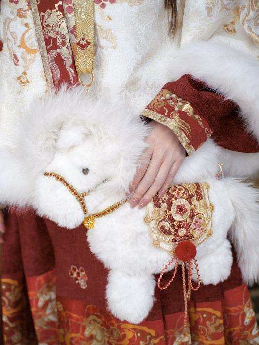 More than thirteen [White Horse Jiayu] Year of the Horse plush embroidered pony messenger bag