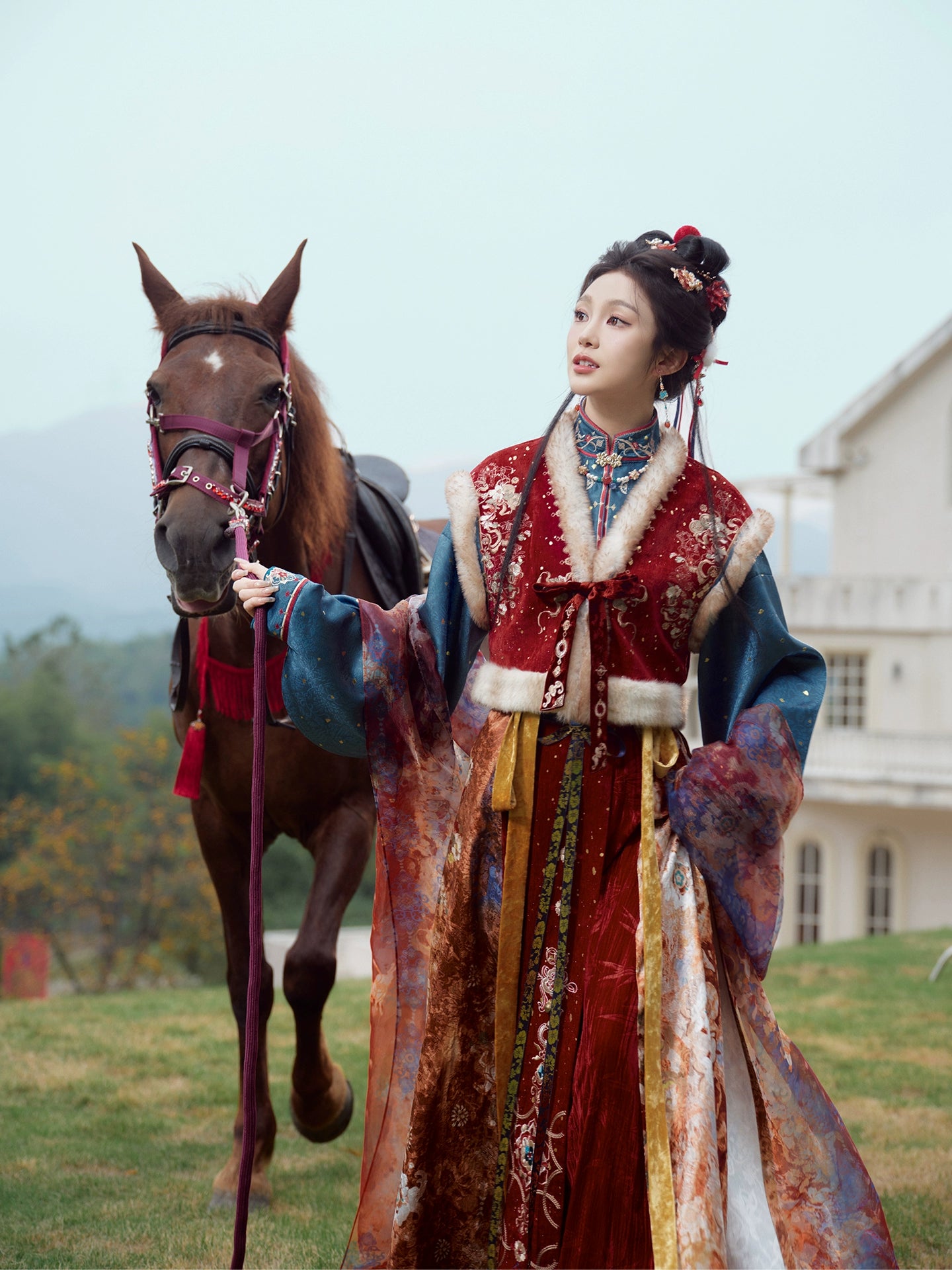 More than thirteen [Qingyang Xinghui] vest bronzing cardigan broken skirt printing silk