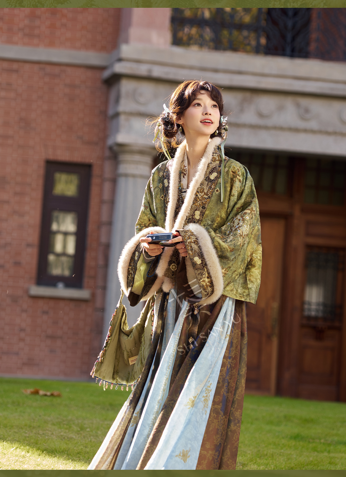 More than thirteen [Jingyun voiceless voice] velvet jacket chest skirt Tang tang HanFuDreams