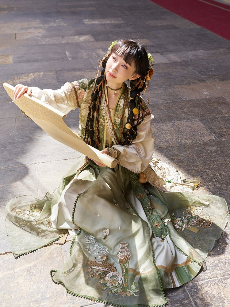 More than thirteen [Spice Dream Vendor] pullover head round neck broken skirt Han suit han HanFuDreams