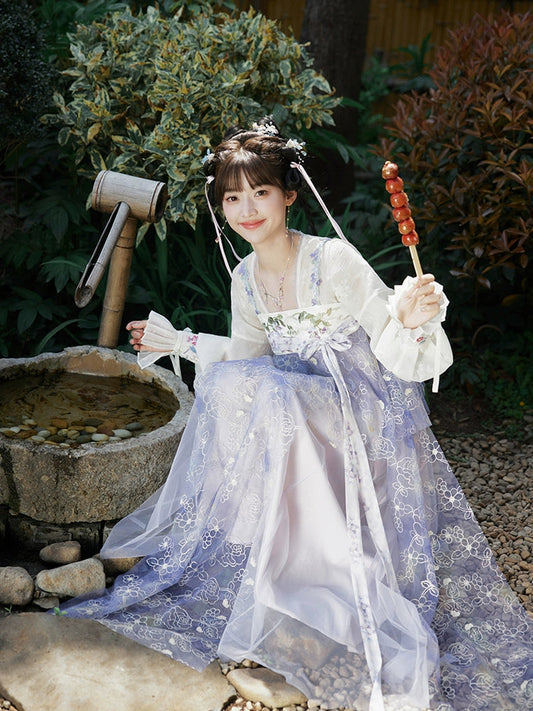 More than thirteen [紫罗灵花] Shen Yue Dongfang Qinlan same Hanfu han HanFuDreams