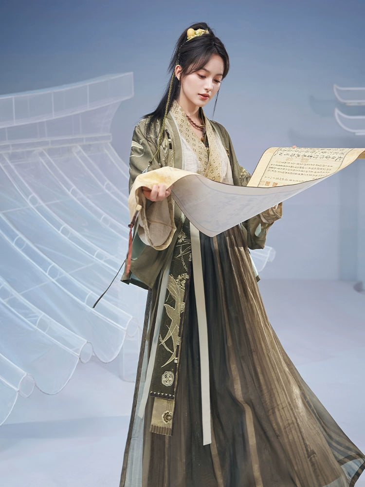 More Than Thirteen [Plants and Plants] Tencel Jinyu Folded Skirt Autumn modern HanFuDreams