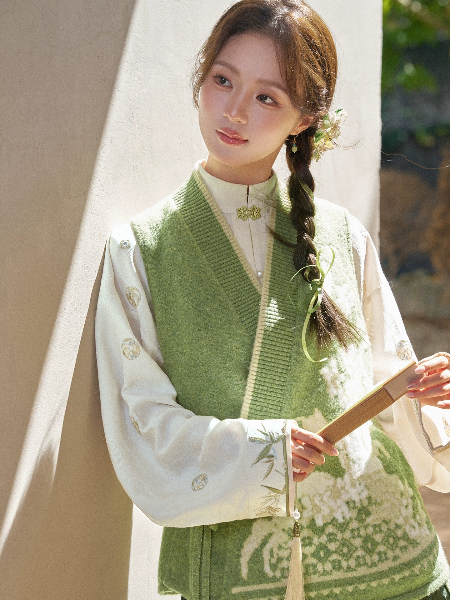 More than thirteen [Huai Rabbit] jacquard short-sleeved knitted sweater green vest top modern HanFuDreams