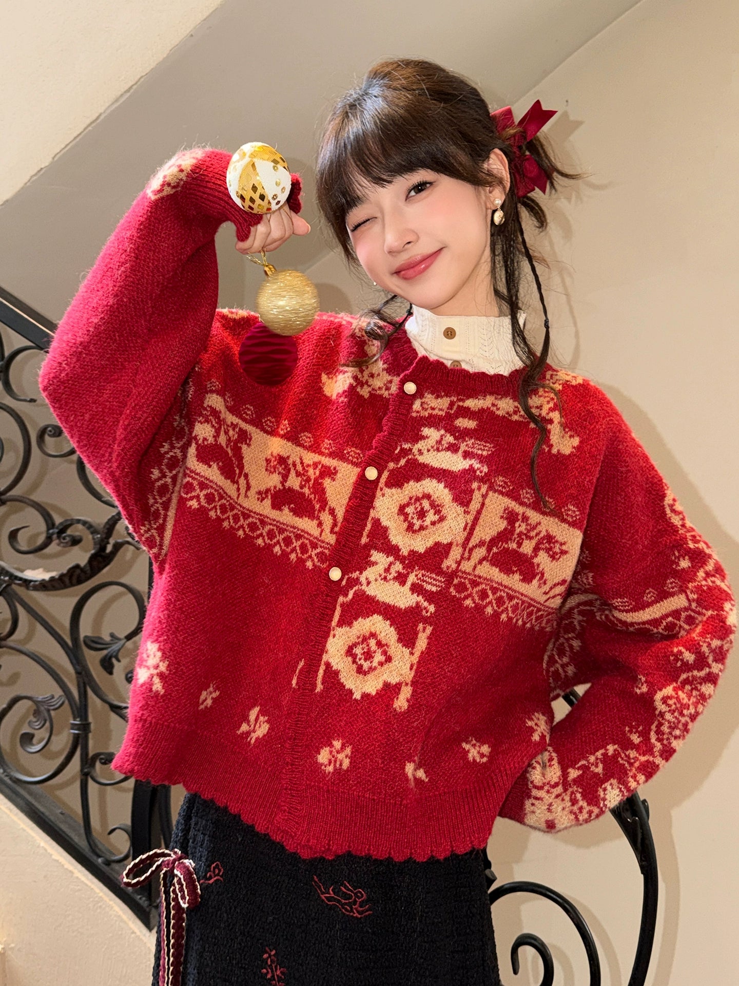 More than thirteen [Zhuxi] red New Year's round neck women's knitted sweater modern HanFuDreams