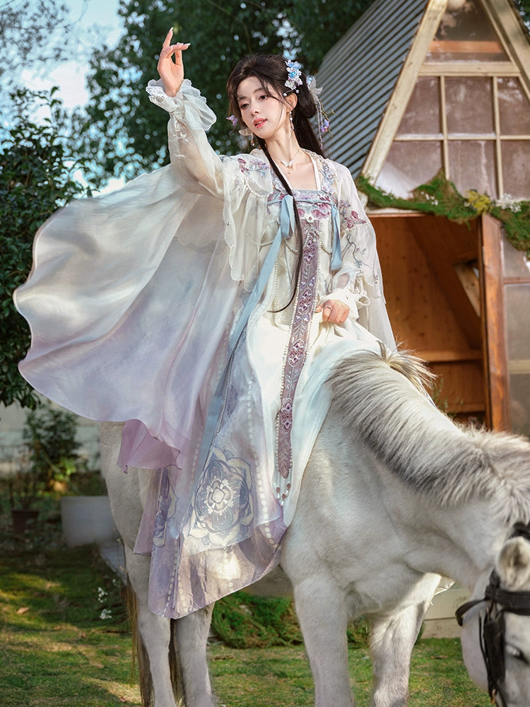More than thirteen [Moon Hidden Flower Dynasty] Cloak Cardigan Chest-length Broken Skirt Hanfu Women ming HanFuDreams