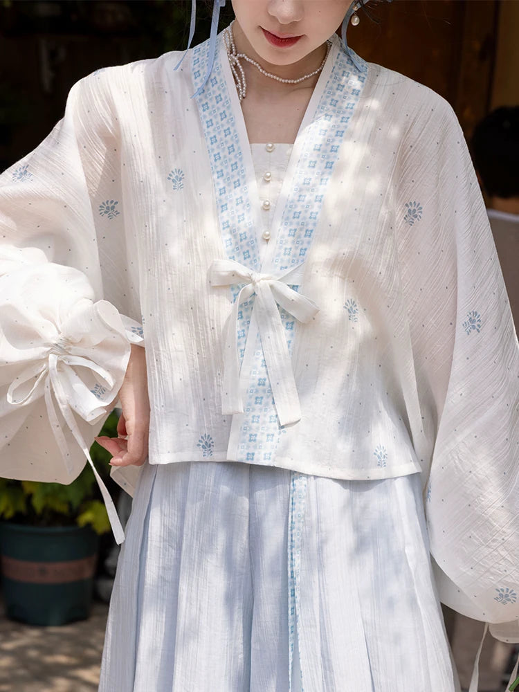 Tang Tiansi Silk Hanfu Summer Set — Top, Six-Panel Skirt & Shorts han Chixia