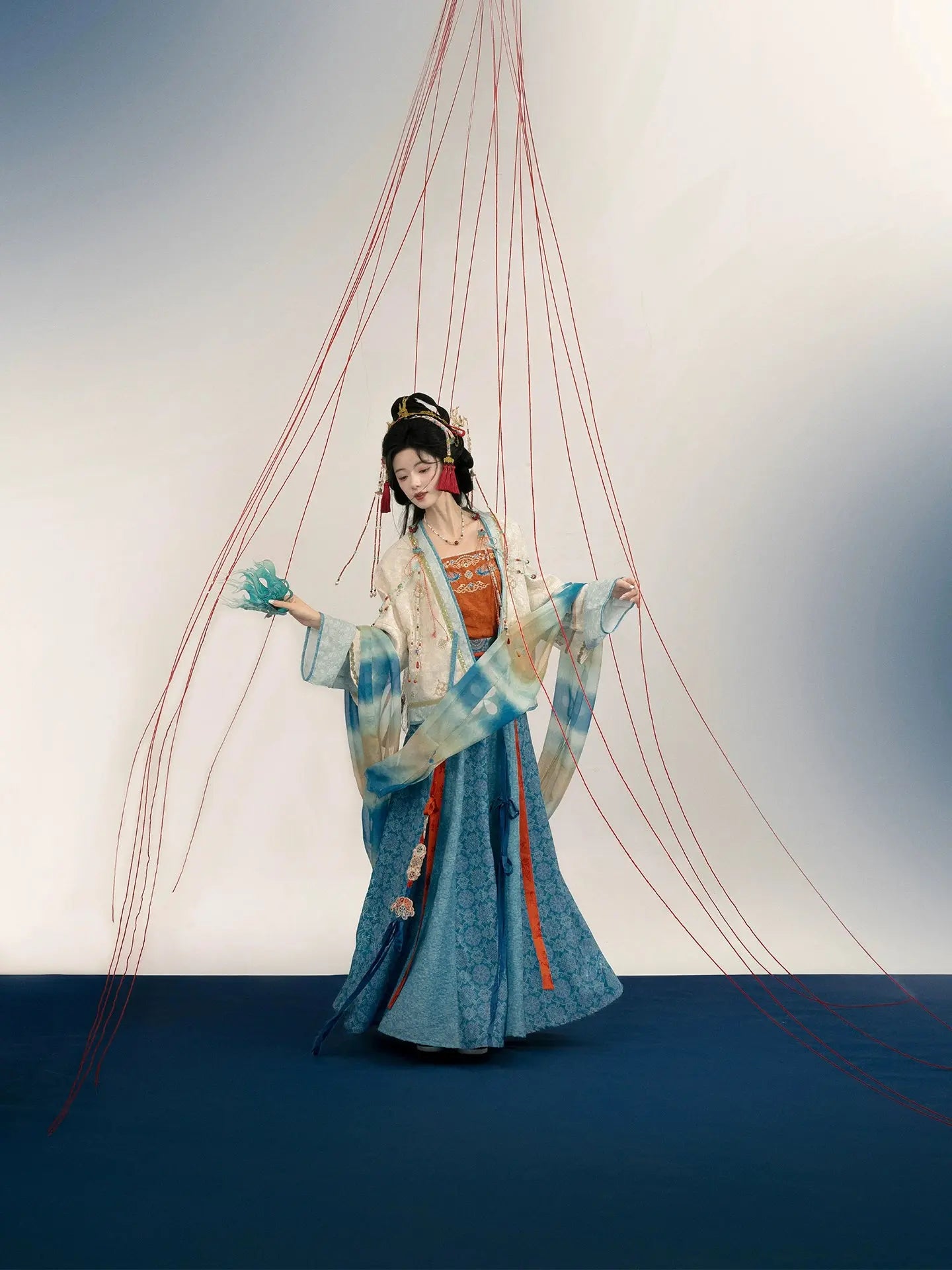 July Eve [Shumiyu Mingke] Fake two-piece pleated clothes, embroidered suspenders skirts han HanFuDreams