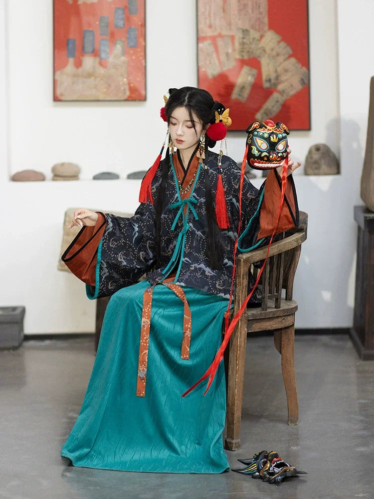 Jin-style Pleated Upper Garment and Ripped Skirt Hanfu for Winter jin HanFuDreams Fashion