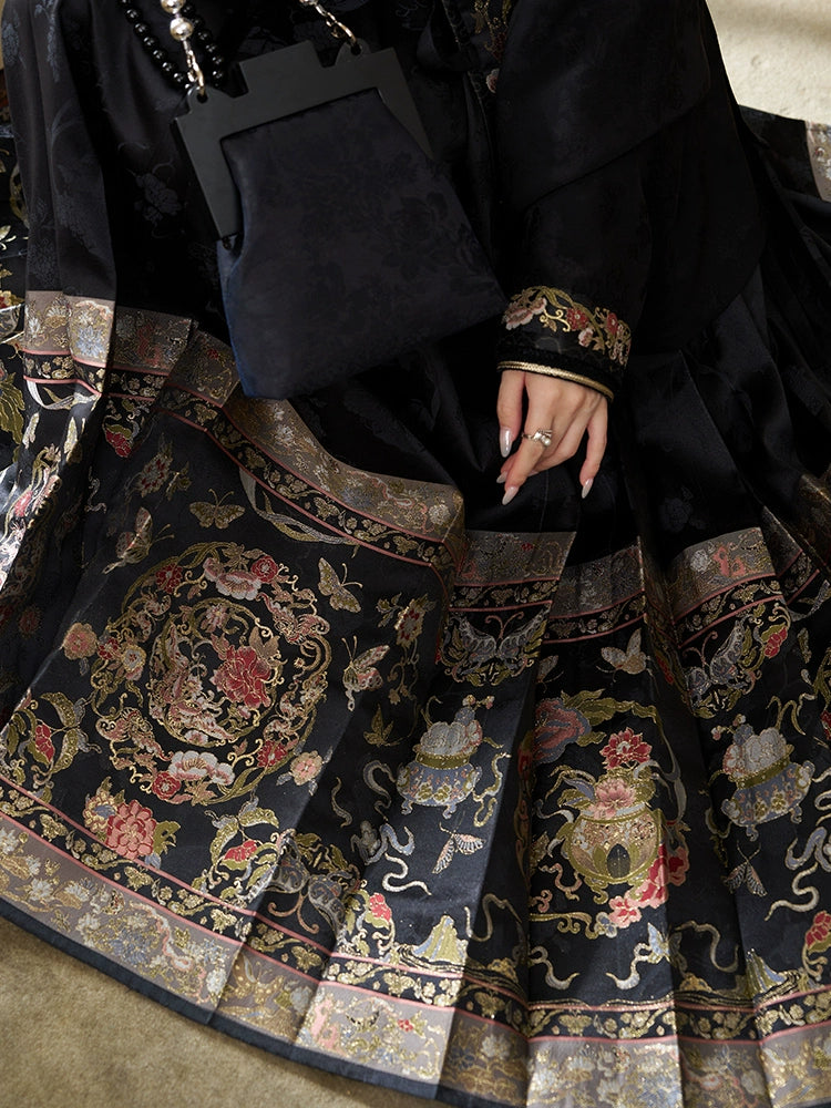 More than thirteen [years old dream] style black gold cardigan horse face skirt Ming ming HanFuDreams