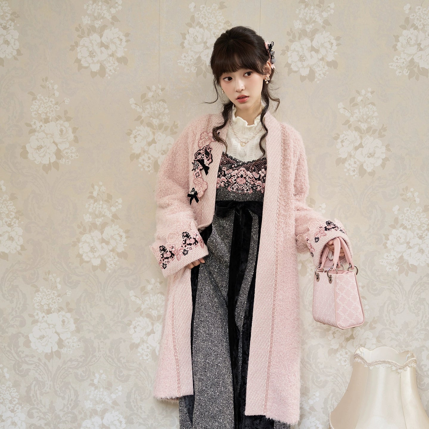 More than thirteen [floral line] pink thickened coat velvet suspender skirt modern HanFuDreams Three-piece set (including inner) S