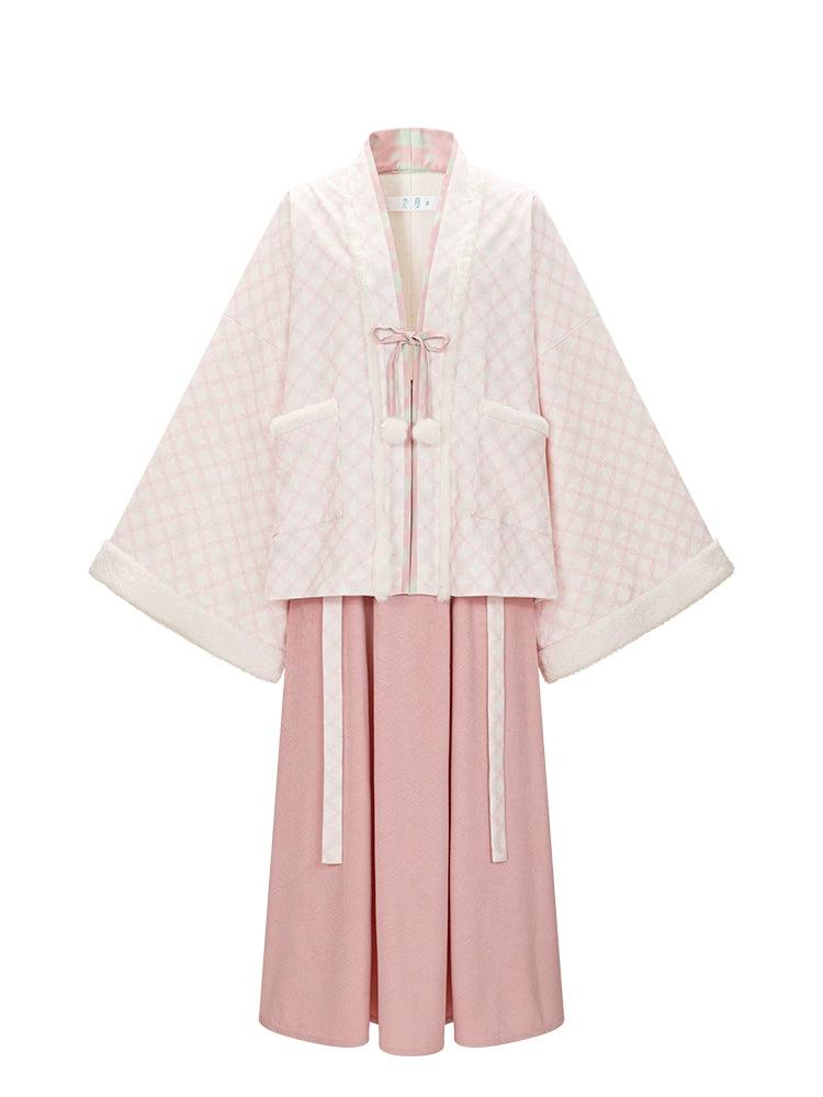 Chi Xia [Pink Sweet Tea] Pleated clothes Han elements six broken skirts han HanFuDreams