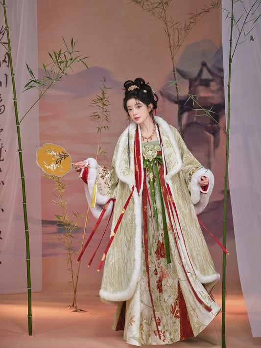 More than thirteen [Yujing Hibiscus] plush medium and long cloak jacket han HanFuDreams