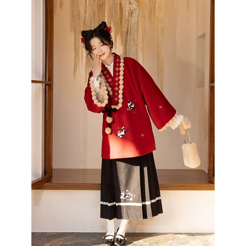 Chi Xia [Lucky Enter Meow] Fleece Short Jacket Horse Face Skirt Ming HanFuDreams Lucky into the meow two-piece set S