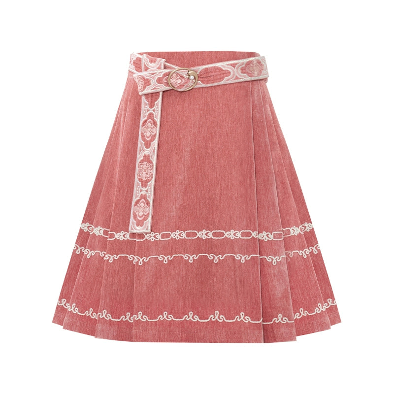 More than thirteen [embroidered cloud beads] velvet brocade collar jacket embroidered short horse skirt