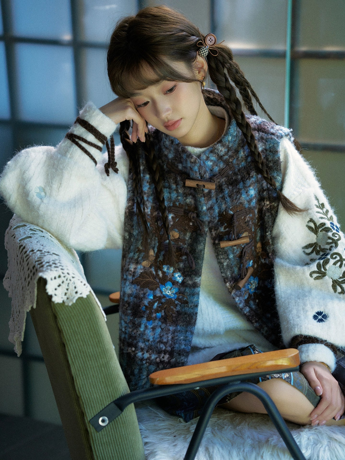 More than thirteen [moss spirit] vest embroidered sweater short skirt Mori plush set modern HanFuDreams
