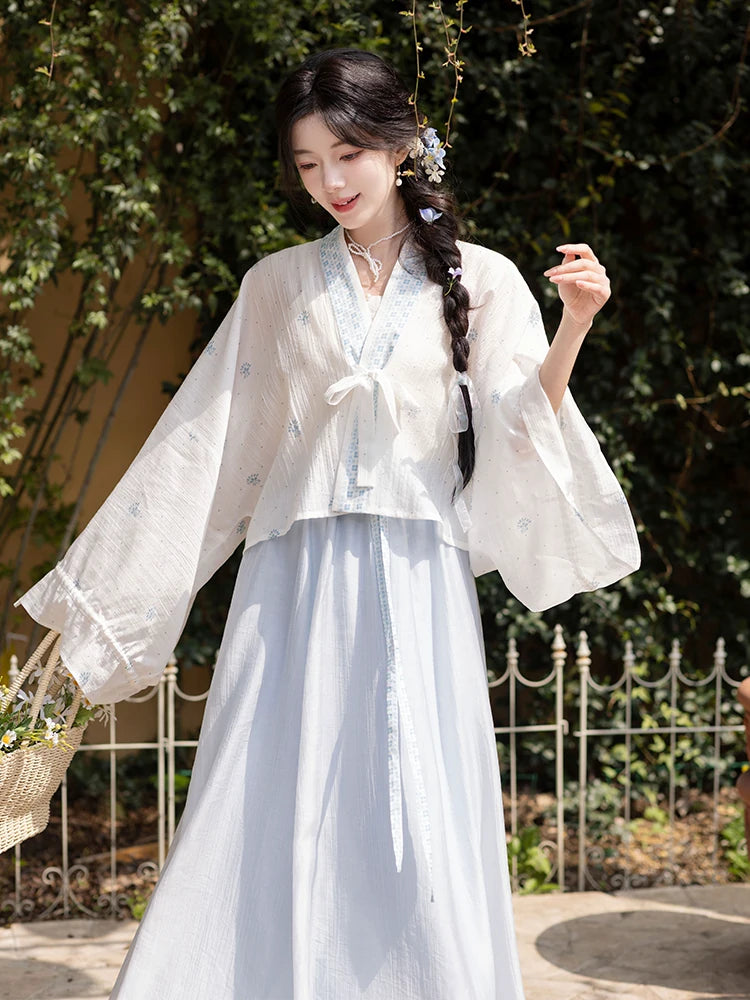 Tang Tiansi Silk Hanfu Summer Set — Top, Six-Panel Skirt & Shorts han Chixia