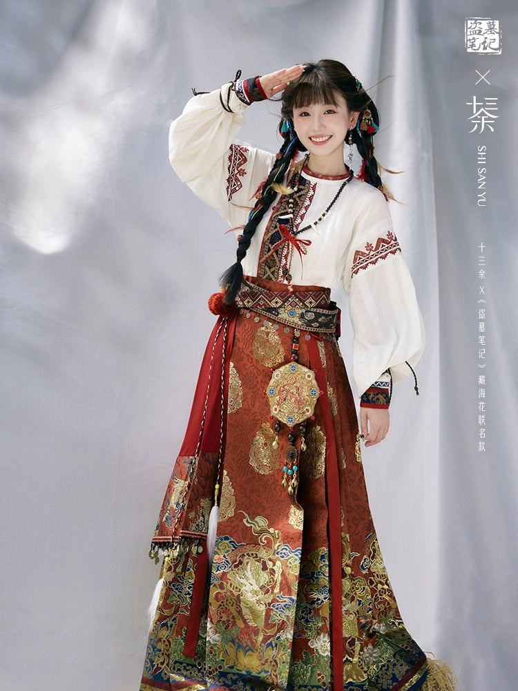 More than thirteen [snowfield flowers] Tibetan style horse dress ming HanFuDreams