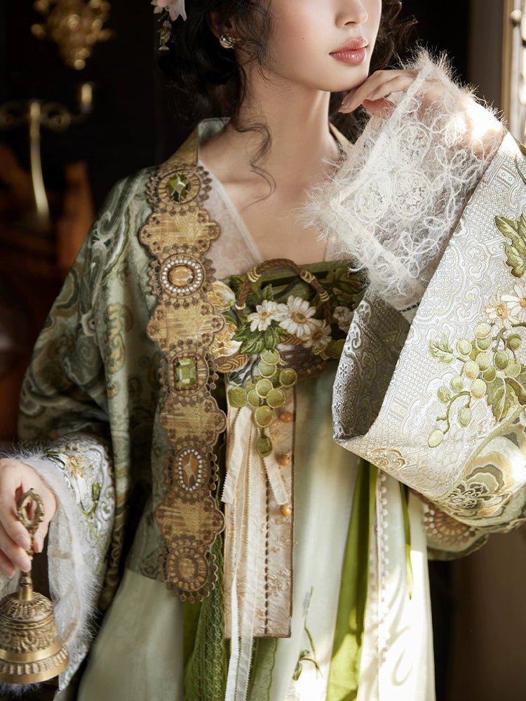 More than thirteen [春晓幻梦诗] Cardigan chest skirt Hanfu women han HanFuDreams