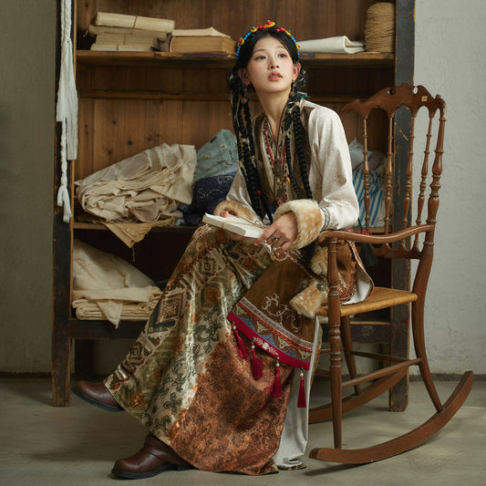 More than thirteen [Lu Ming] embroidered crossneck shirt jacquard broken skirt ethnic style modern HanFuDreams two-piece set S