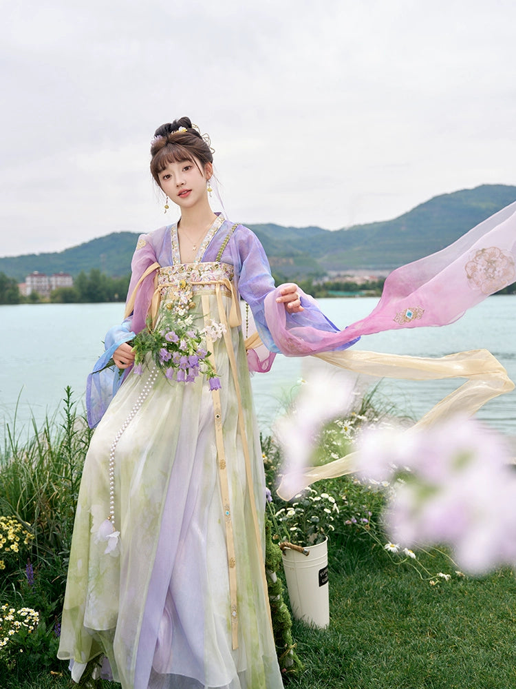 More than thirteen [three thousand looking for incense] chest-length skirt Tang-made Hanfu tang HanFuDreams