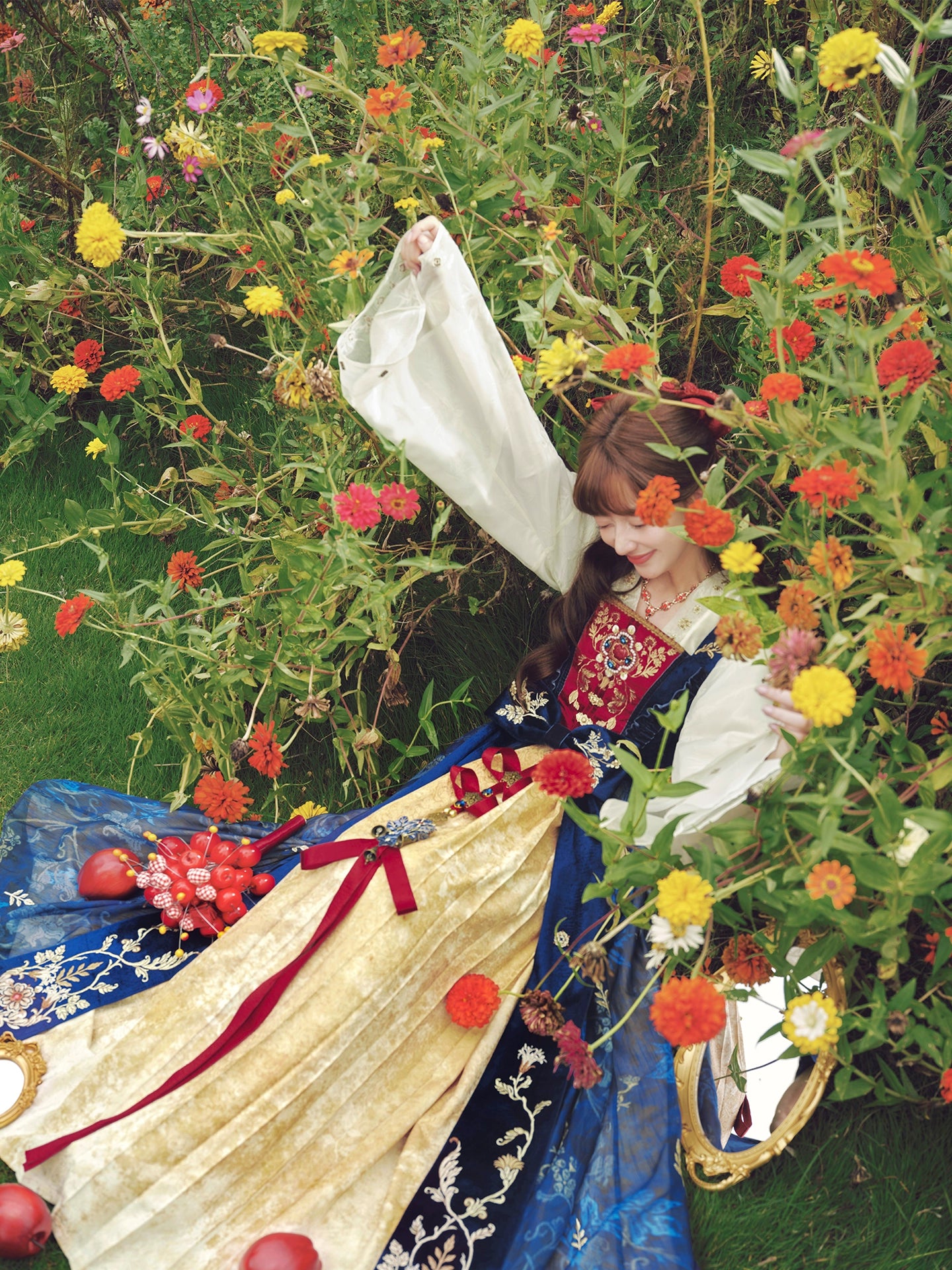 More than thirteen [Banquet of Red Apples] Famen Temple suspender skirt Hanfu han HanFuDreams