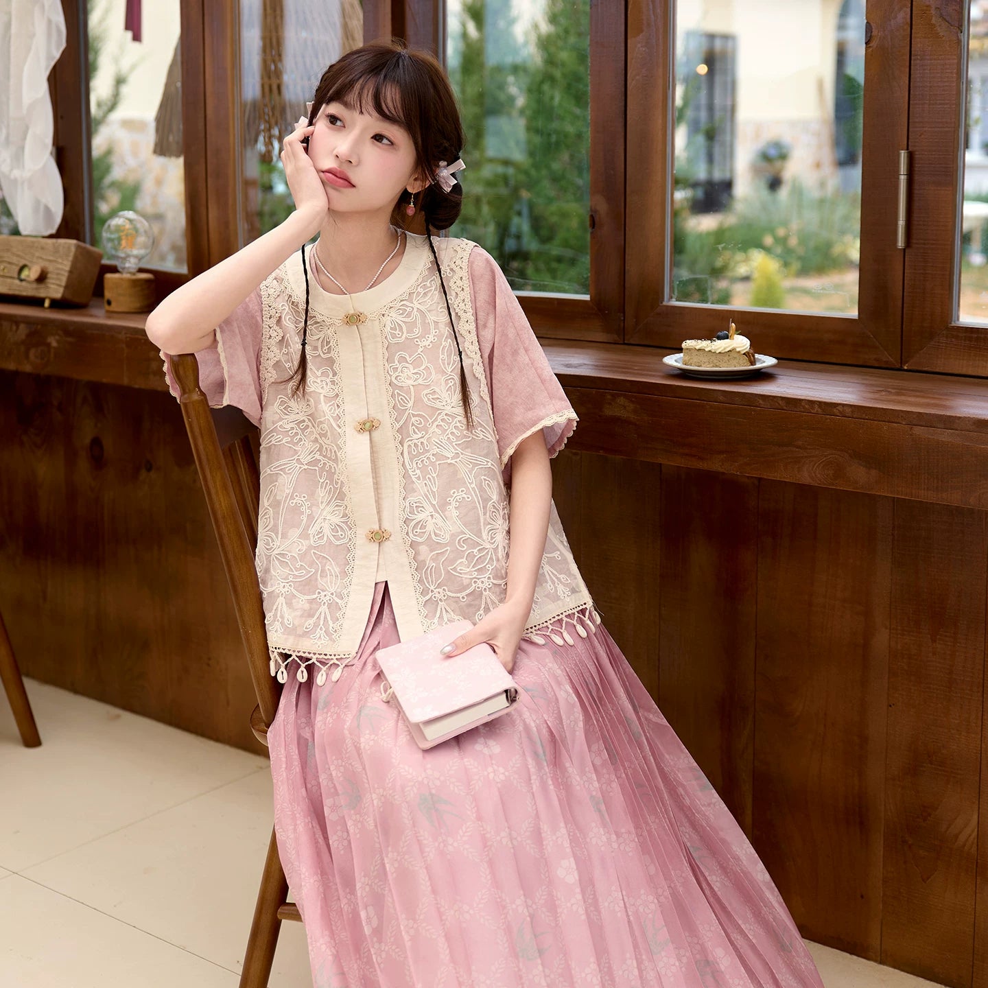 Spring Whisper - Modern Pink Hanfu 3-Piece Set modern Shisanyu 3-Piece Set S
