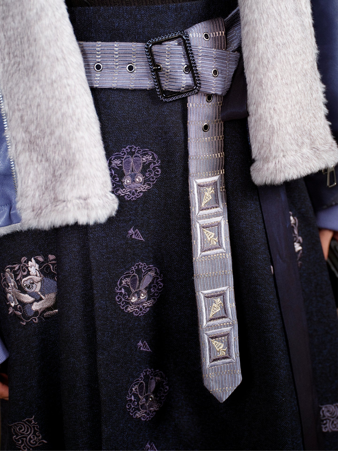 More than thirteen [Huaixing Night by Night] imitation leather jacket daily lower skirt