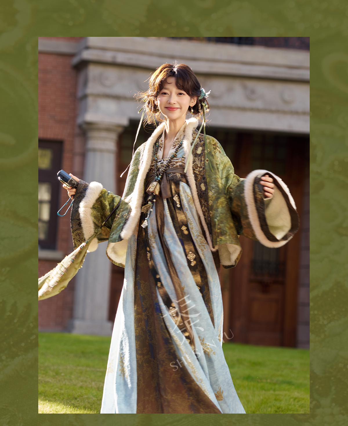 More than thirteen [Jingyun voiceless voice] velvet jacket chest skirt Tang tang HanFuDreams