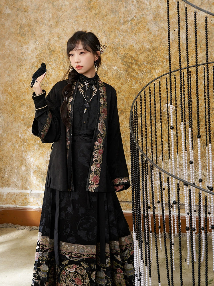 More than thirteen [years old dream] style black gold cardigan horse face skirt Ming ming HanFuDreams