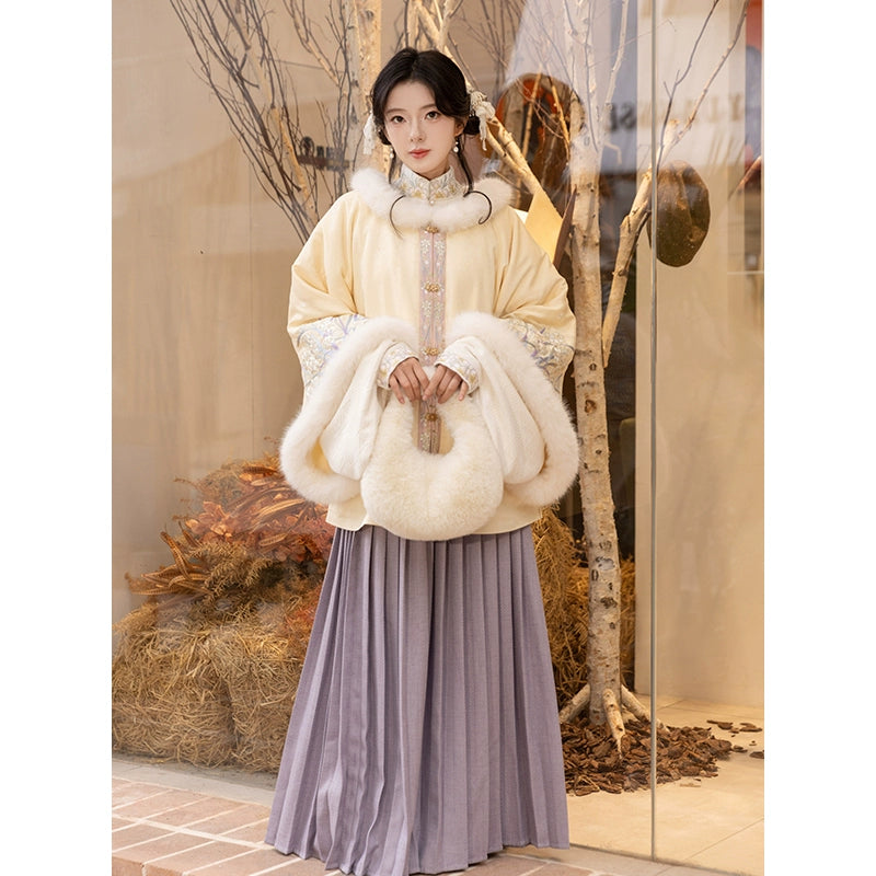 Chi Xia [Qingyuan] Ming Zhaojun jacket pipa sleeve short jacket pleated skirt