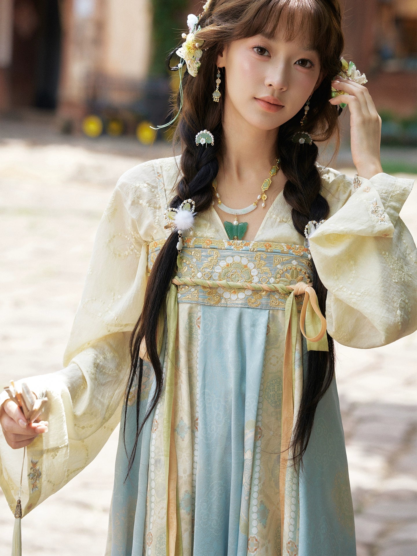 More than thirteen [streams and raccoons] in a jacket and chest-length skirt Tang-made Hanfu tang HanFuDreams