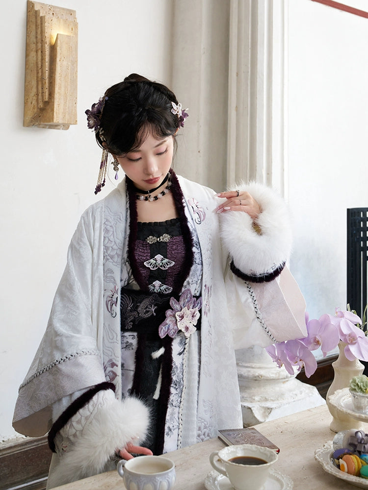 More than thirteen [Meishan Nongyu] Miaozi pair of cardigans and two skirts to improve Hanfu han HanFuDreams