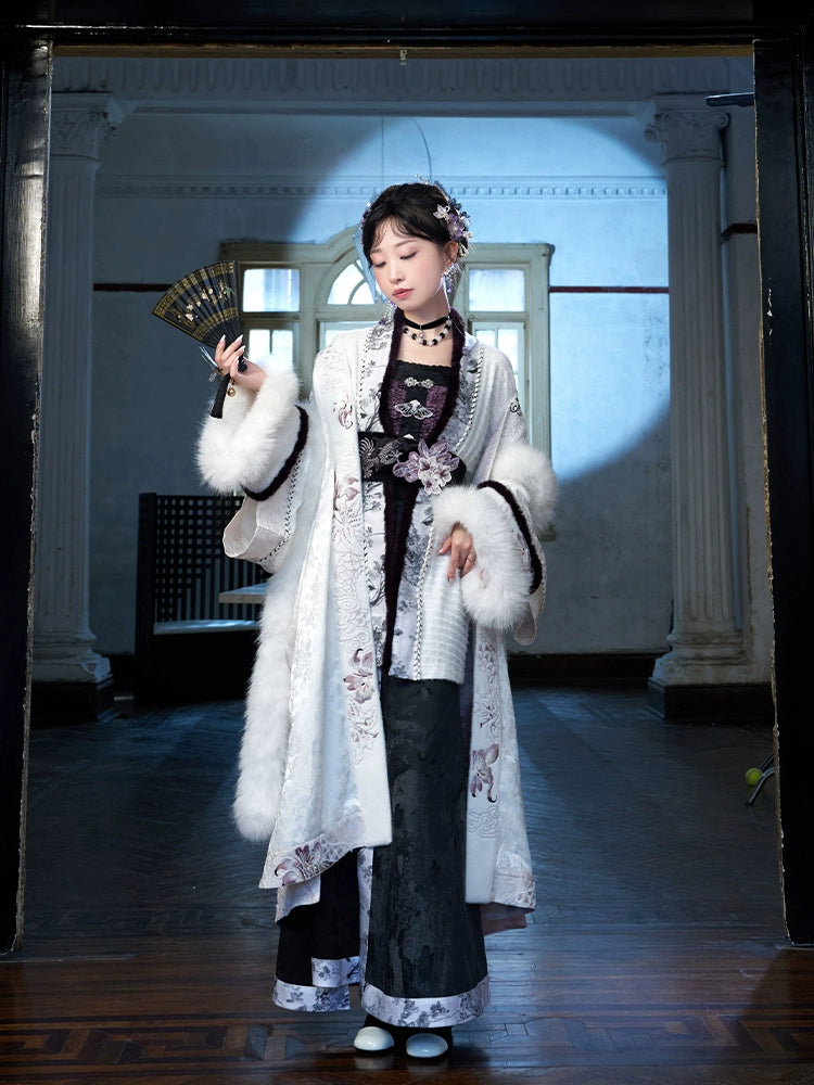 More than thirteen [Meishan Nongyu] Miaozi pair of cardigans and two skirts to improve Hanfu han HanFuDreams