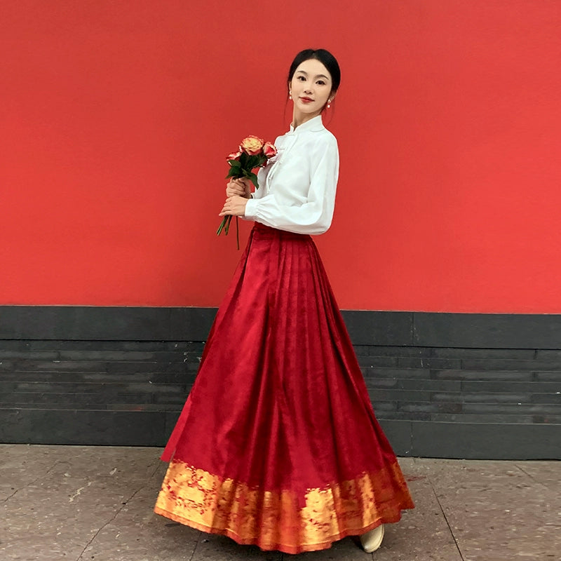 More than thirteen [Tu Yunlai] red horse dress new Chinese wedding dress
