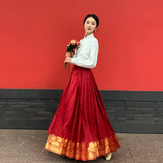 More than thirteen [Tu Yunlai] red horse dress new Chinese wedding dress